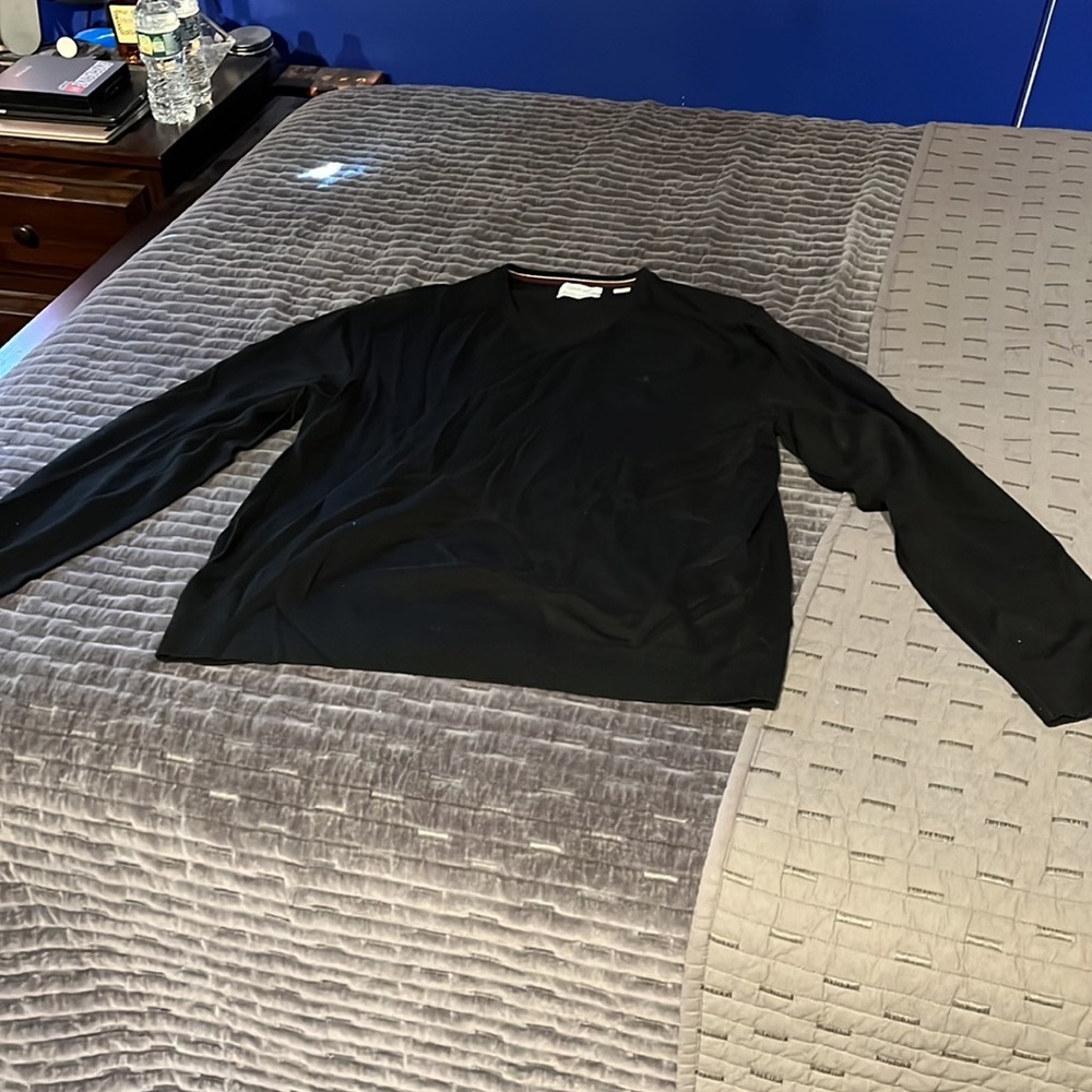 Calvin Klein Men’s XXL V-Neck Sweater (Worn Once)